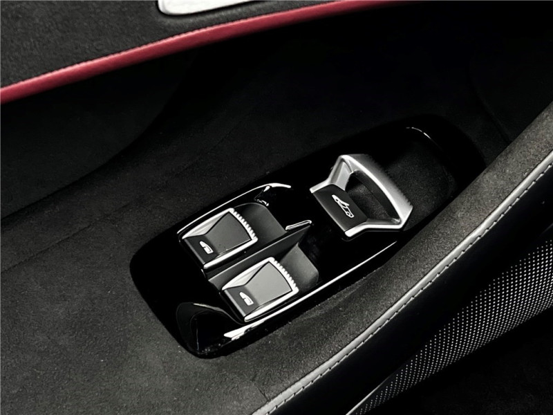 MCLAREN GT V8 4.0 620 CH de 2023 avec 5 700 km | Occasion proche Lyon