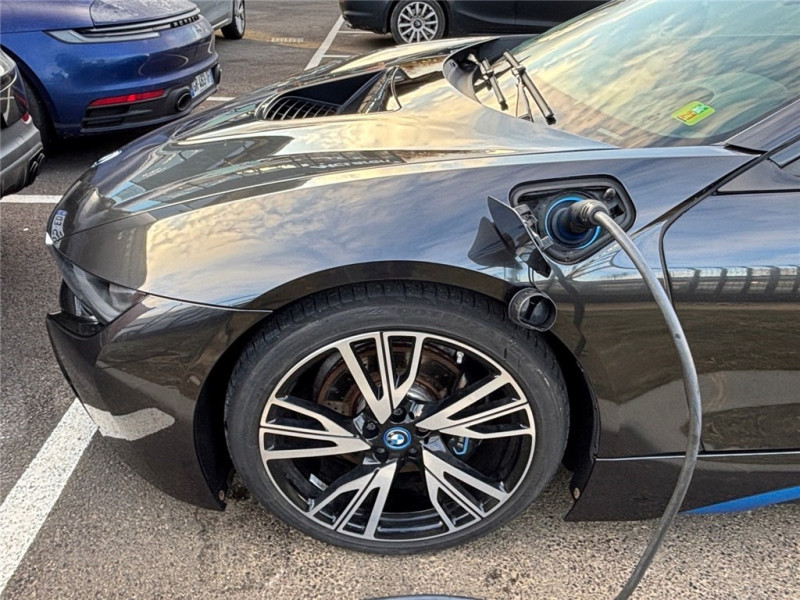 BMW i8 362 CH de 2015 avec 61 800 km | Occasion proche Lyon