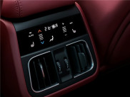 MASERATI GRECALE 410 KW de 2025 avec 12 000 km | Occasion proche Lyon