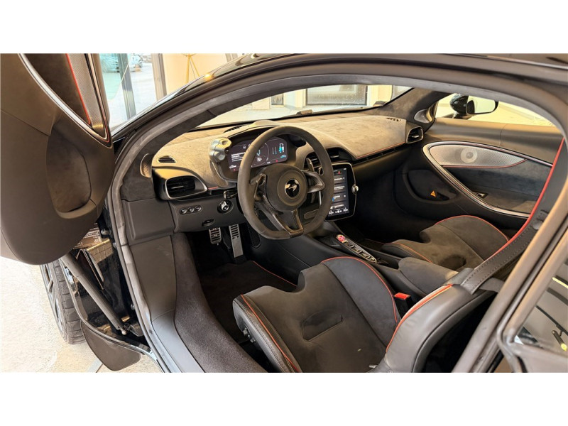MCLAREN MCLAREN ARTURA V6 3.0 680CH de 2024 avec 9 658 km | Occasion proche Lyon