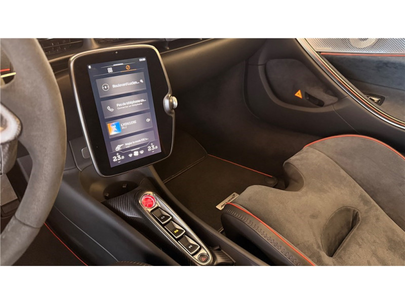 MCLAREN MCLAREN ARTURA V6 3.0 680CH de 2024 avec 9 658 km | Occasion proche Lyon