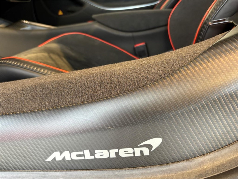 MCLAREN MCLAREN ARTURA V6 3.0 680CH de 2024 avec 7 000 km | Occasion proche Lyon