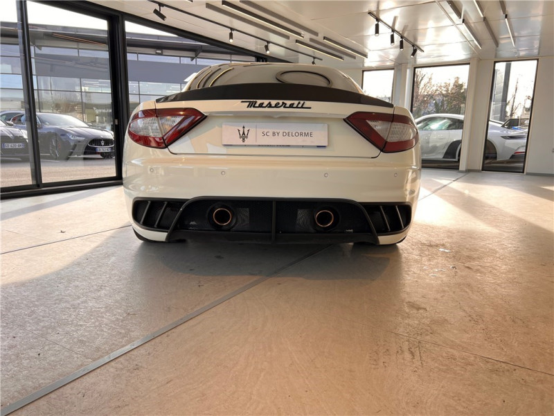 MASERATI GRANTURISMO 4.7 V8 460 de 2013 avec 25 000 km | Occasion proche Lyon