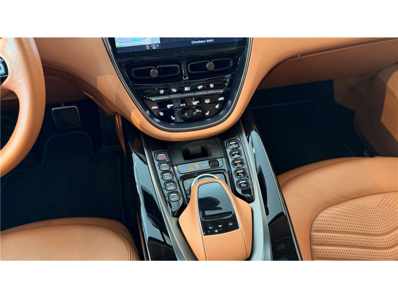 ASTON MARTIN DBX 4.0 BITURBO V8 de 2021 avec 39 800 km | Occasion proche Lyon
