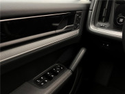 PORSCHE CAYENNE E-HYBRID 3.0 V6 470 CH TIPTRONIC BVA de 2024 avec 21 000 km | Occasion proche Lyon