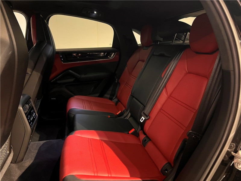 PORSCHE CAYENNE E-HYBRID 4.0 V8 739 CH de 2024 avec 10 km | Neuf proche Lyon