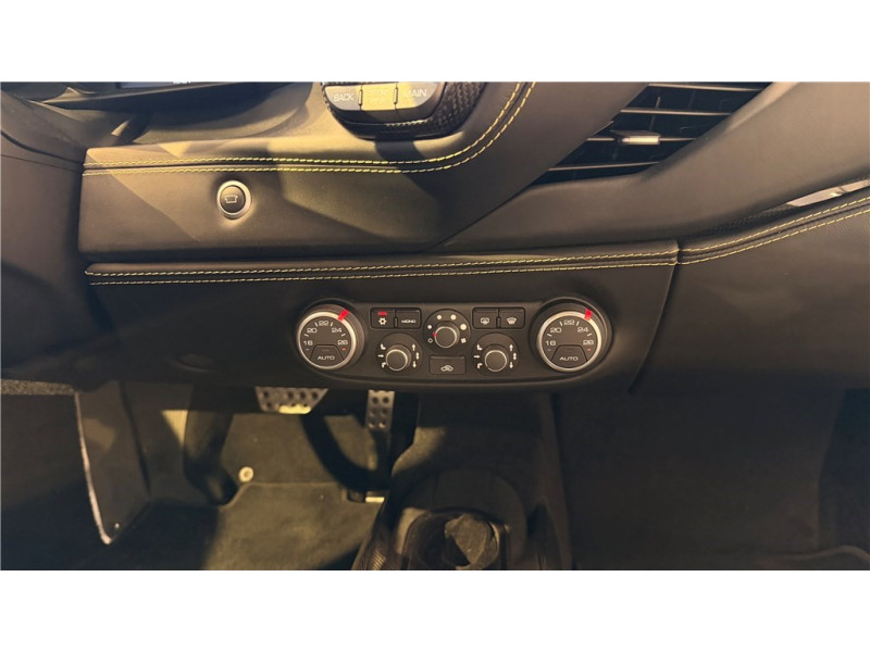 FERRARI 488 SPIDER 4.0 V8 670CH de 2016 avec 28 880 km | Occasion proche Lyon
