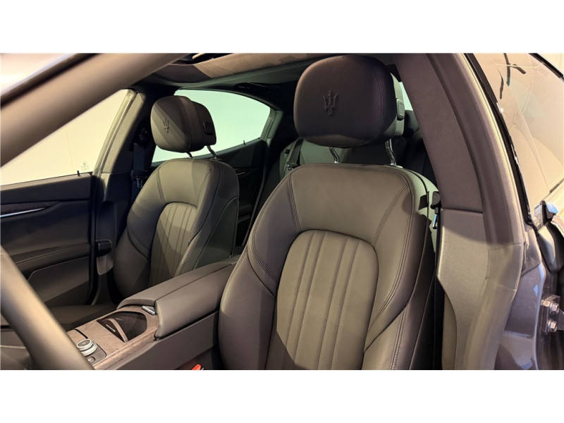 MASERATI GHIBLI L4 330 CH HYBRID de 2022 avec 2 650 km | Occasion proche Lyon