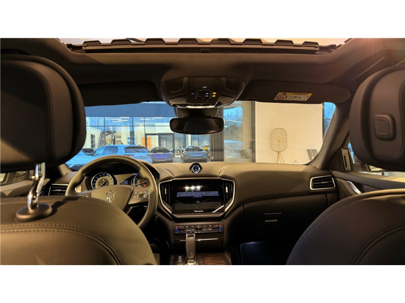 MASERATI GHIBLI L4 330 CH HYBRID de 2022 avec 2 650 km | Occasion proche Lyon