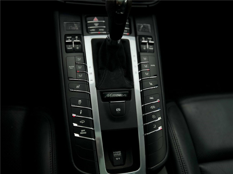 PORSCHE MACAN TURBO 3.0 440 CH de 2019 avec 137 987 km | Occasion proche Lyon