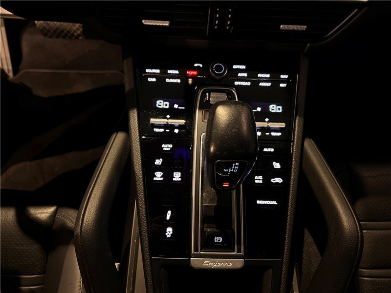 PORSCHE CAYENNE E-HYBRID 3.0 V6 462 CH TIPTRONIC BVA de 2022 avec 93 000 km | Occasion proche Lyon