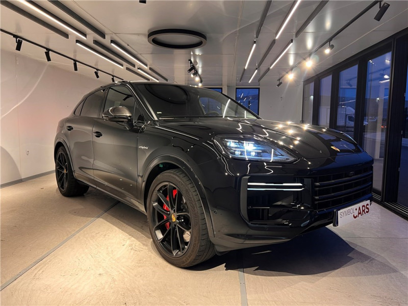 PORSCHE CAYENNE E-HYBRID 4.0 V8 739 CH de 2024 avec 35 000 km | Occasion proche Lyon