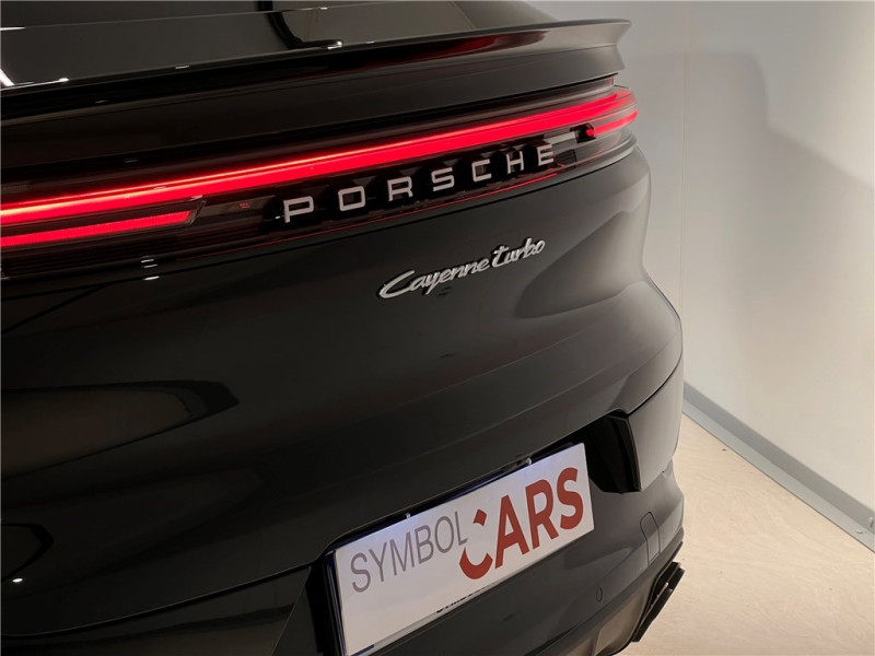 PORSCHE CAYENNE E-HYBRID 4.0 V8 739 CH de 2024 avec 35 000 km | Occasion proche Lyon