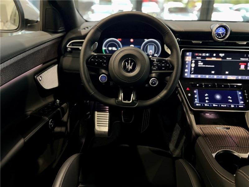 MASERATI GRECALE 410 KW de 2025 avec 4 500 km | Occasion proche Lyon