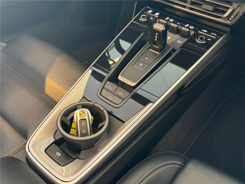 PORSCHE 911 CARRERA S CABRIOLET 3.0I 450 PDK de 2021 avec 36 000 km | Occasion proche Lyon