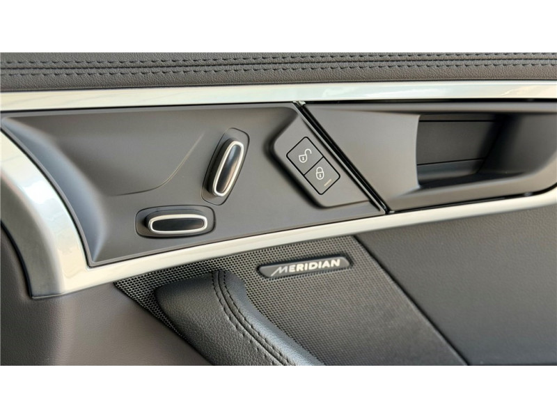 JAGUAR F-TYPE V6 3L ESSENCE SURALIMENTE 340 CH BVA8 de 2017 avec 74 000 km | Occasion proche Lyon