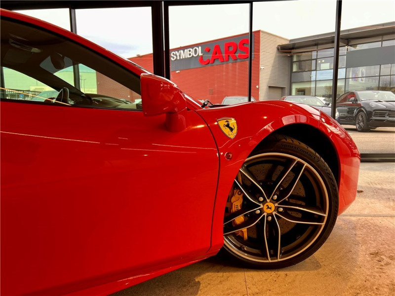 FERRARI 488 GTB 4.0 V8 670CH de 2017 avec 28 500 km | Occasion proche Lyon