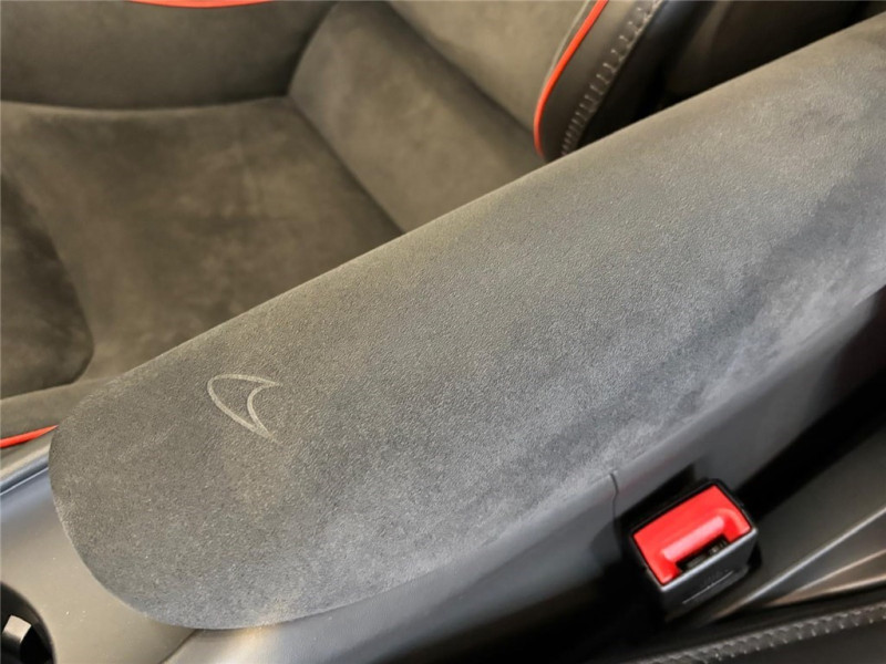 MCLAREN MCLAREN ARTURA V6 3.0 680CH de 2024 avec 7 000 km | Occasion proche Lyon