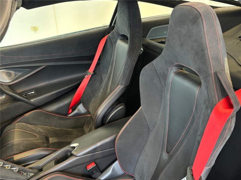 MCLAREN MCLAREN 720S V8 4.0 720 CH de 2023 avec 5 200 km | Occasion proche Lyon