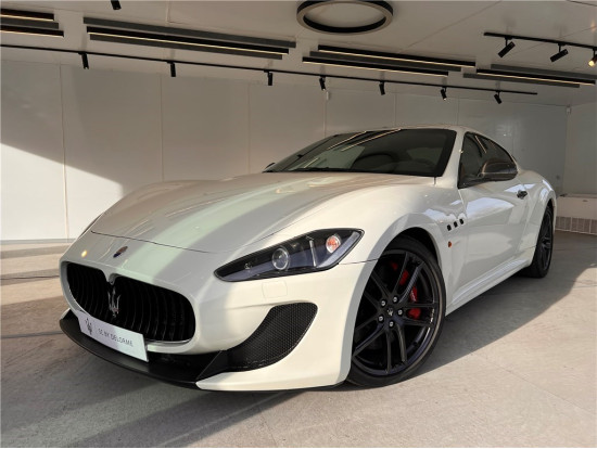 MASERATI GRANTURISMO 4.7 V8 460 de 2013 avec 25 000 km | Occasion proche Lyon