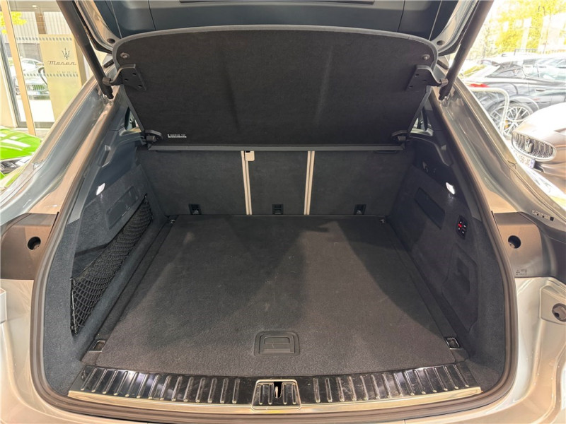 PORSCHE CAYENNE E-HYBRID 4.0 V8 680 CH TIPTRONIC BVA de 2022 avec 40 800 km | Occasion proche Lyon