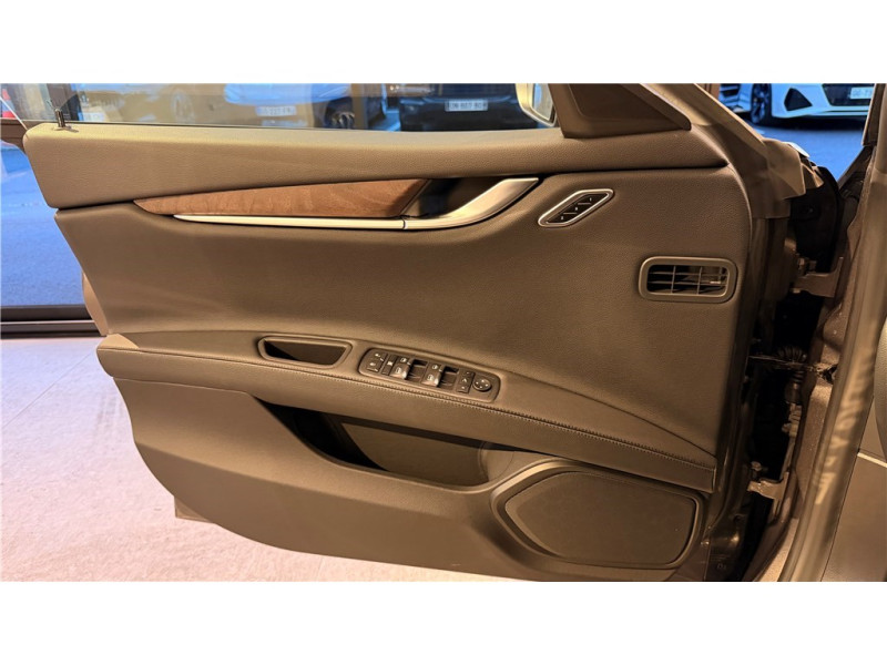 MASERATI GHIBLI L4 330 CH HYBRID de 2022 avec 2 650 km | Occasion proche Lyon