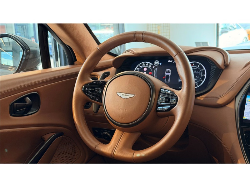 ASTON MARTIN DBX 4.0 BITURBO V8 de 2021 avec 39 800 km | Occasion proche Lyon