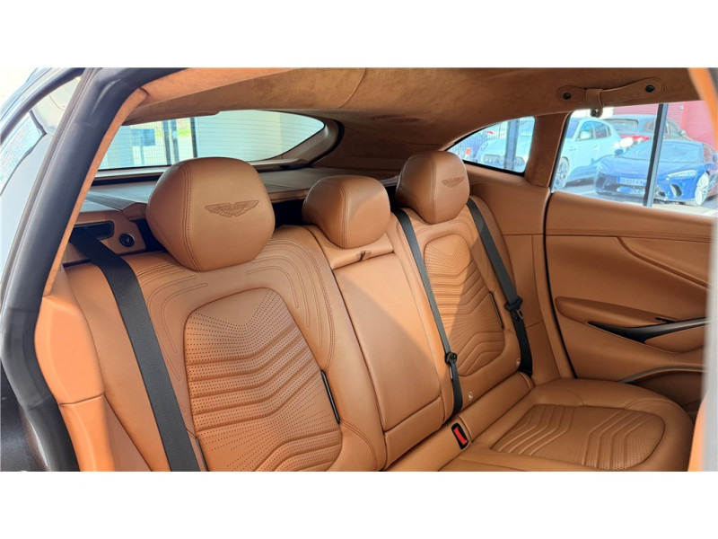 ASTON MARTIN DBX 4.0 BITURBO V8 de 2021 avec 39 800 km | Occasion proche Lyon