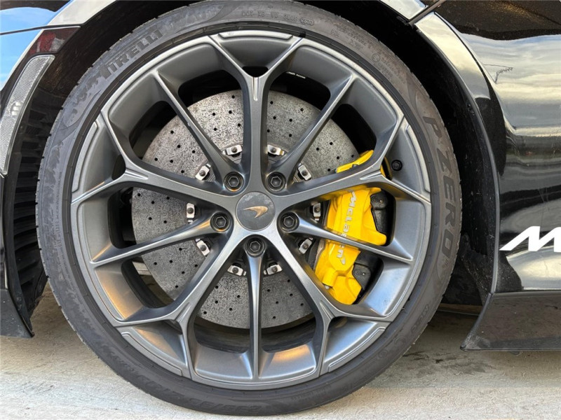 MCLAREN MCLAREN ARTURA V6 3.0 680CH de 2024 avec 3 275 km | Occasion proche Lyon