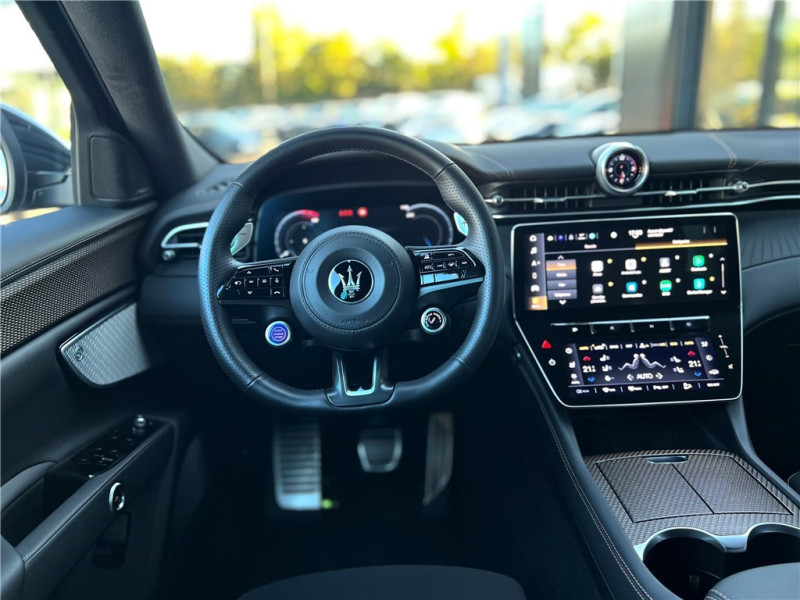 MASERATI GRECALE 410 KW de 2024 avec 17 500 km | Occasion proche Lyon
