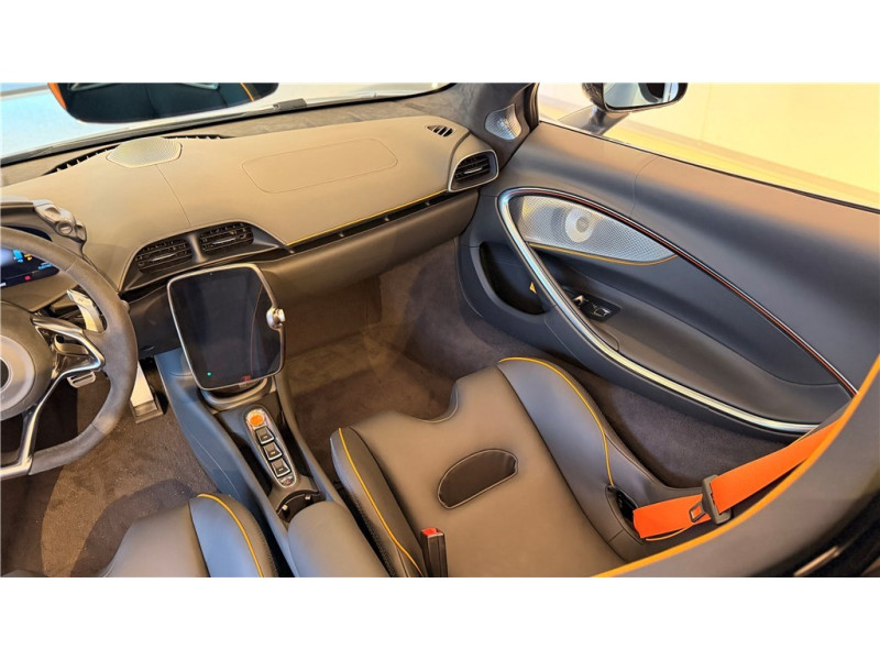 MCLAREN MCLAREN ARTURA V6 3.0 700CH de 2025 avec 5 km | Neuf proche Lyon