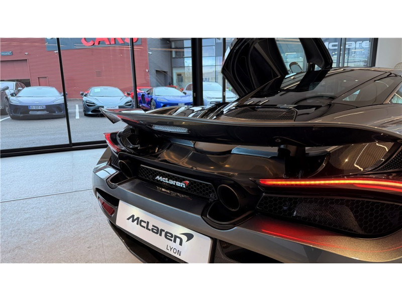 MCLAREN MCLAREN 720S V8 4.0 720 CH de 2017 avec 30 950 km | Occasion proche Lyon