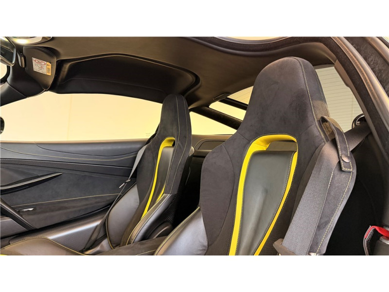MCLAREN MCLAREN 720S V8 4.0 720 CH de 2017 avec 30 950 km | Occasion proche Lyon