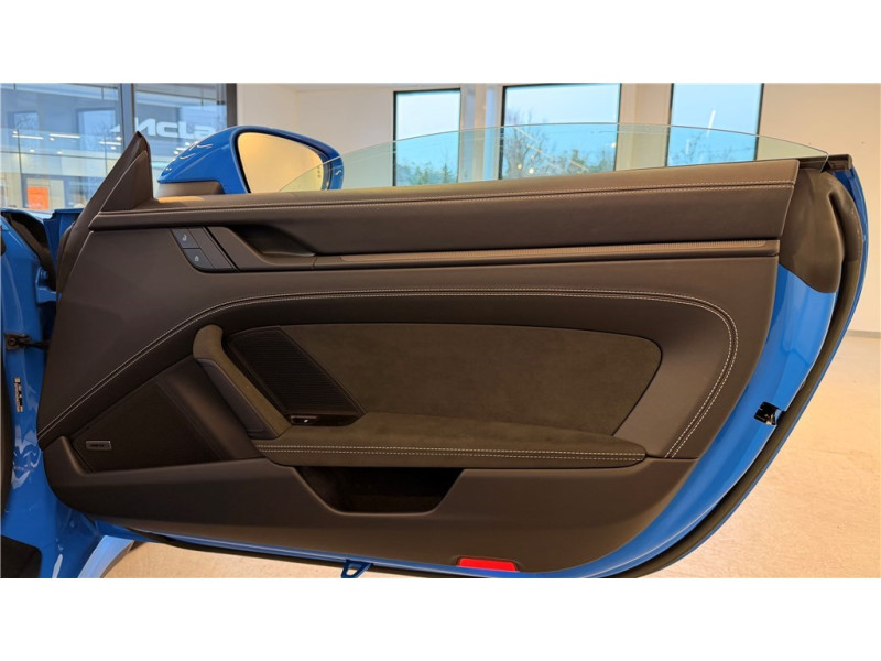 PORSCHE 911 CARRERA 4 CABRIOLET 3.0I 480 PDK de 2022 avec 29 000 km | Occasion proche Lyon