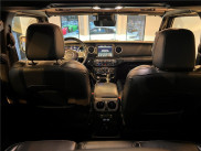 JEEP WRANGLER UNLIMITED 4XE 2.0 L T 380 CH PHEV 4X4 BVA8 de 2022 avec 75 000 km | Occasion proche Lyon