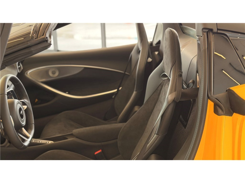 MCLAREN MCLAREN ARTURA V6 3.0 700CH de 2026 avec 10 km | Neuf proche Lyon