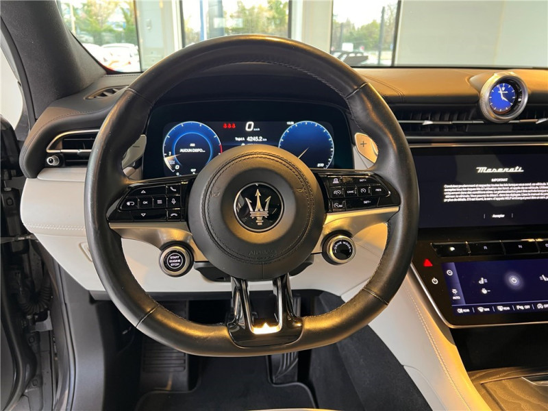 MASERATI GRECALE L4 300 CH HYBRIDE de 2022 avec 29 800 km | Occasion proche Lyon