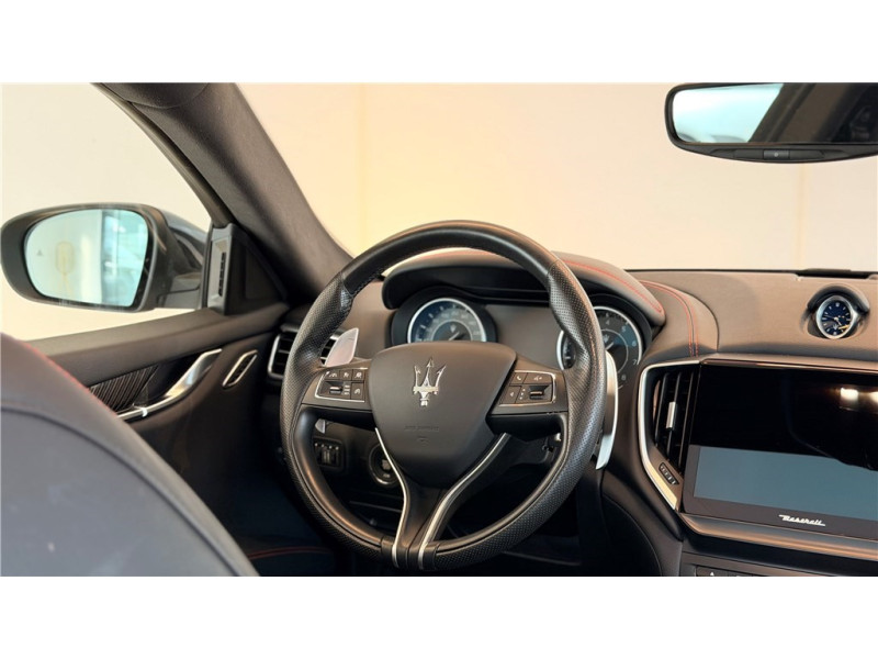 MASERATI GHIBLI 3.0 V6 BI-TURBO 430 S Q4 de 2020 avec 61 000 km | Occasion proche Lyon