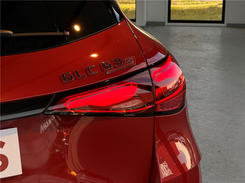 MERCEDES-BENZ GLC AMG 63 S E PERFORMANCE SPEEDSHIFT MCT 9G AMG 4MATIC+ de 2025 avec 15 000 km | Occasion proche Lyon