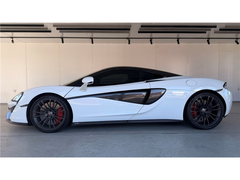 MCLAREN MCLAREN 570S V8 3.8 570 CH de 2016 avec 42 214 km | Occasion proche Lyon
