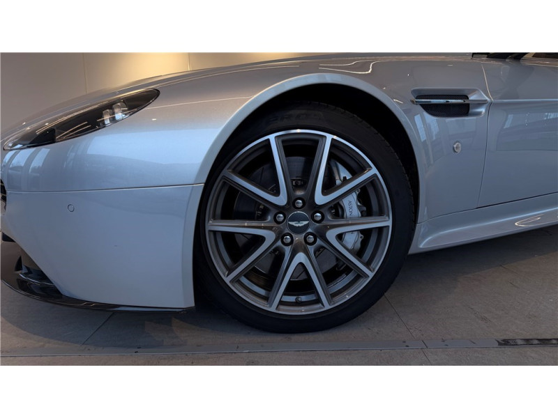 ASTON MARTIN VANTAGE S ROADSTER V8 de 2012 avec 34 400 km | Occasion proche Lyon