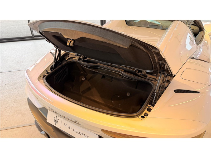 MASERATI MC20 CIELO V6 630 CH de 2026 avec 10 km | Neuf proche Lyon