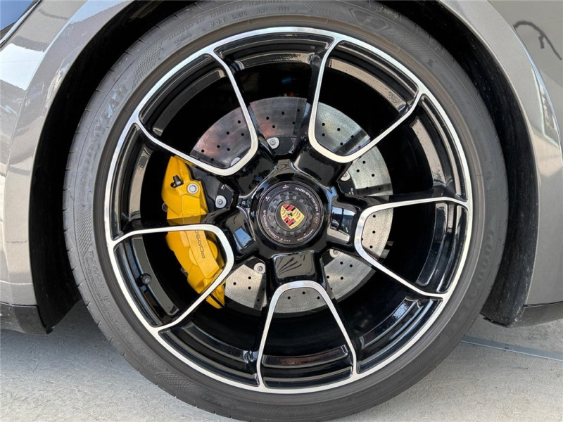PORSCHE 911 TURBO S CABRIOLET 3.8I 650 PDK de 2022 avec 21 480 km | Occasion proche Lyon