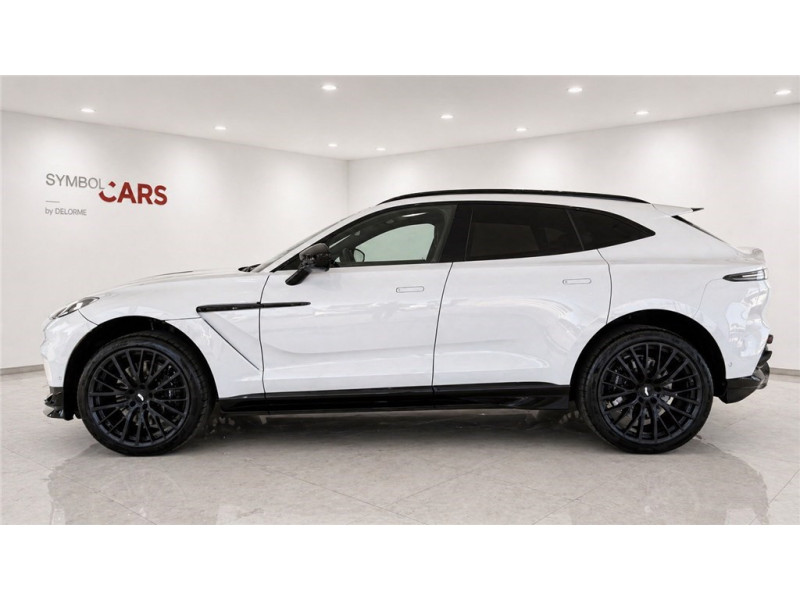 ASTON MARTIN DBX 4.0 BITURBO V8 de 2023 avec 38 000 km | Occasion proche Lyon