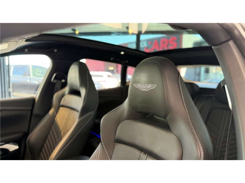 ASTON MARTIN DBX 4.0 BITURBO V8 de 2023 avec 38 000 km | Occasion proche Lyon