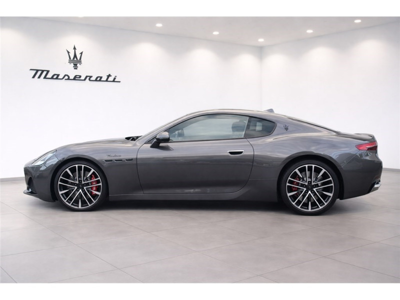 MASERATI GRANTURISMO V6 490 de 2025 avec 12 500 km | Occasion proche Lyon