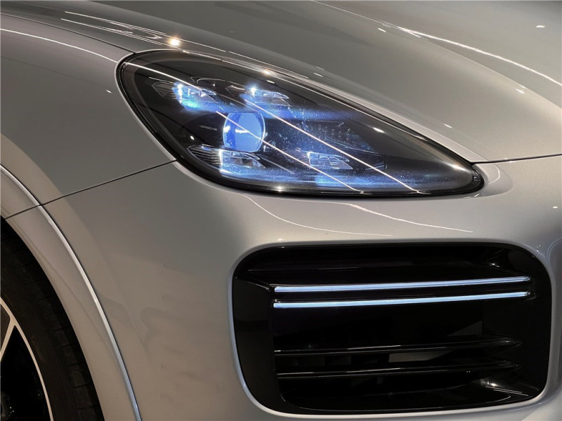 PORSCHE CAYENNE E-HYBRID 4.0 V8 680 CH TIPTRONIC BVA de 2020 avec 90 123 km | Occasion proche Lyon