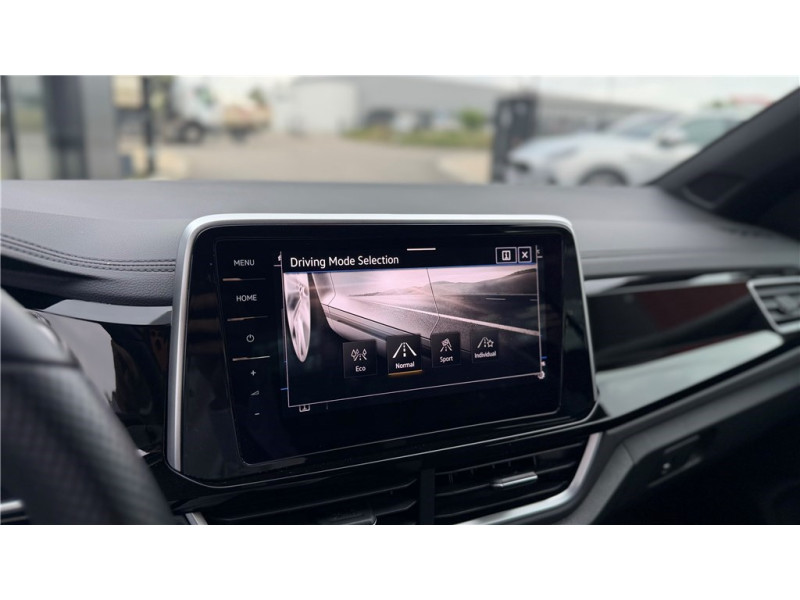 VOLKSWAGEN T-ROC 1.5 TSI EVO 150 START/STOP DSG7 de 2023 avec 64 900 km | Occasion proche Lyon