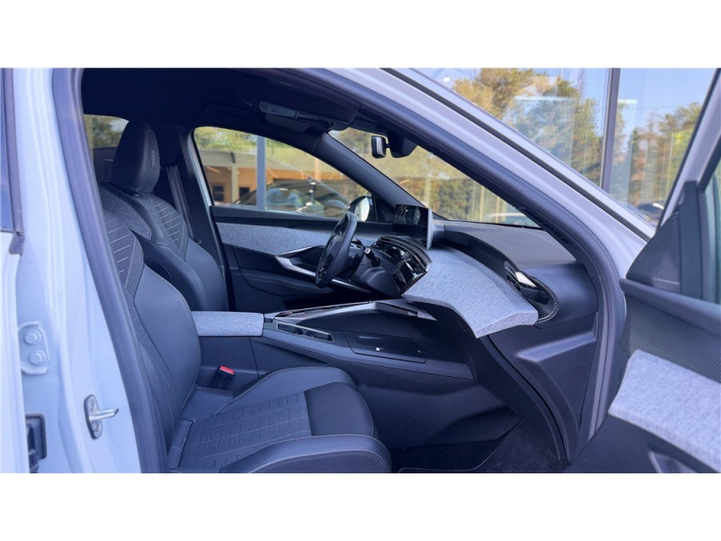 PEUGEOT 5008 HYBRID 145 E-DCS6 de 2025 avec 12 000 km | Occasion proche Lyon