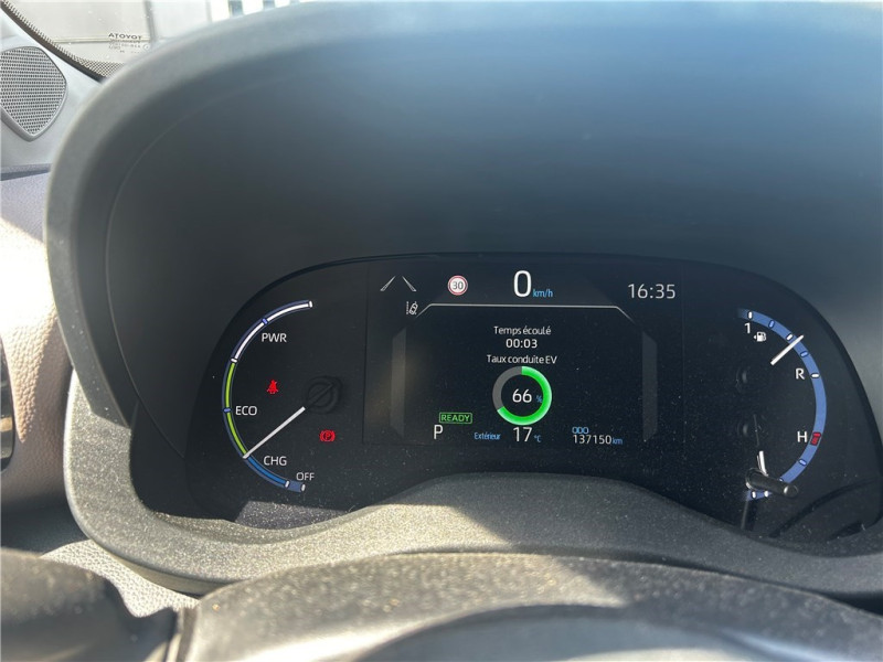 TOYOTA YARIS HYBRIDE 116H 2WD de 2022 avec 137 000 km | Occasion proche Lyon